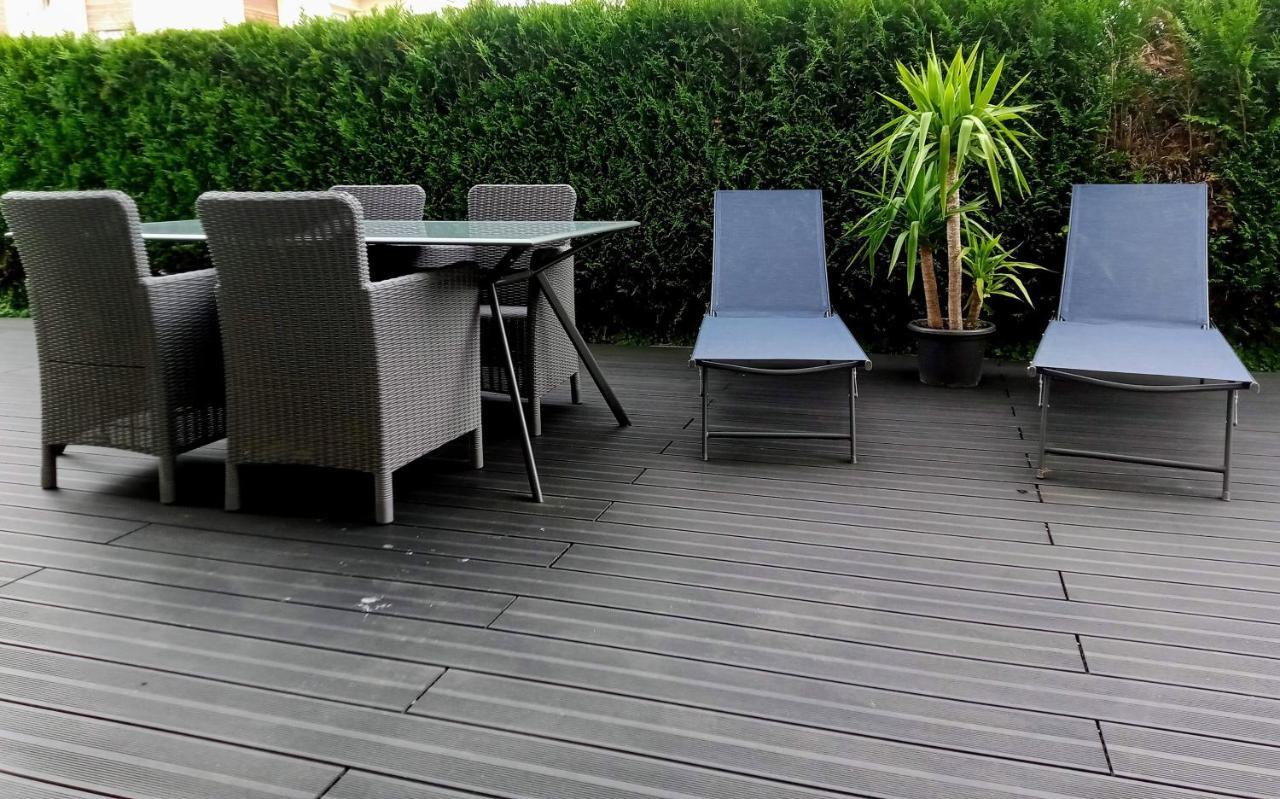 Appartement Au Rdc Avec Une Terrasse Lourdes Exterior foto
